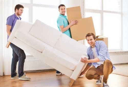 Benefits of hiring professional furniture pick-up services