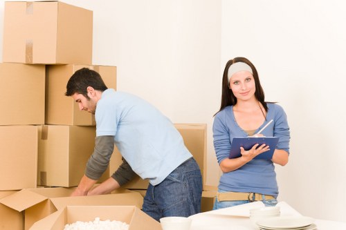 Affordable moving services in Crystal Palace